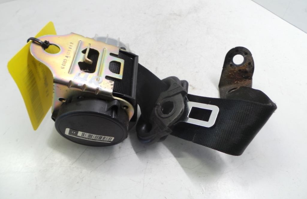 Sicherheitsgurt Gurt Anschnallgurt hinten rechts VW Polo 9N1 4 T&uuml;rer Stufenheck